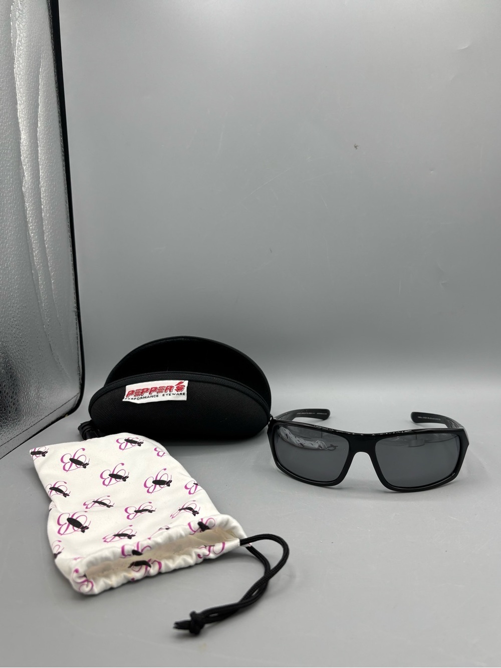 Peppers Black Men's Polarized Sunglasses